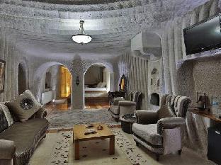 Ottoman Cave Suites - image 4