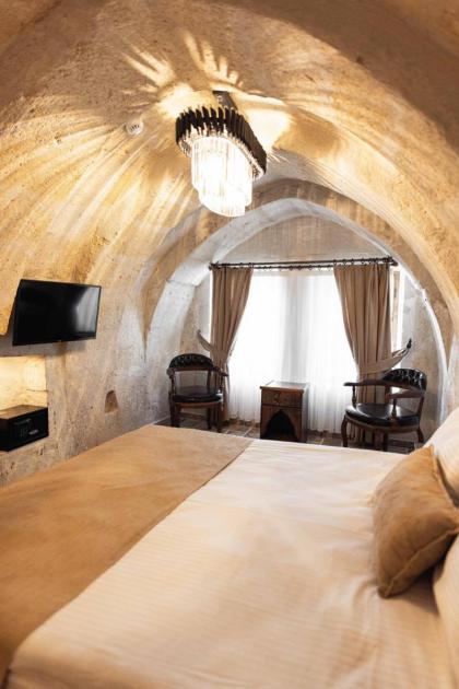 Noah's Ark Cave Hotel - image 20